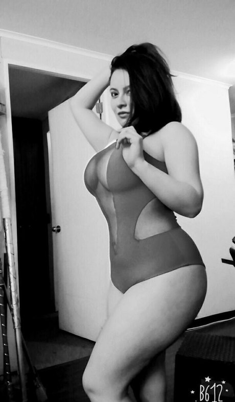 AleOpame actress picture