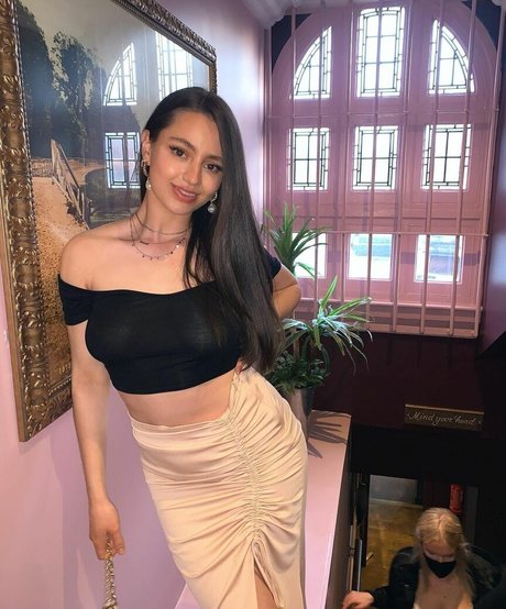 Sidemen To hot actress galleries