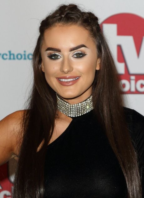Amber Davies naked actress photo
