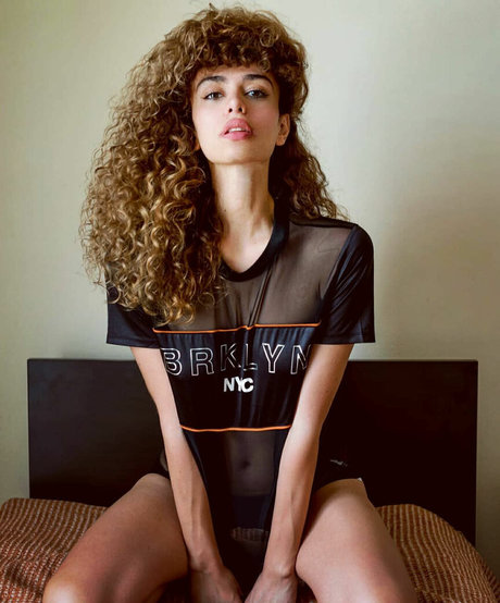 Amanda Chrishell naked star photo