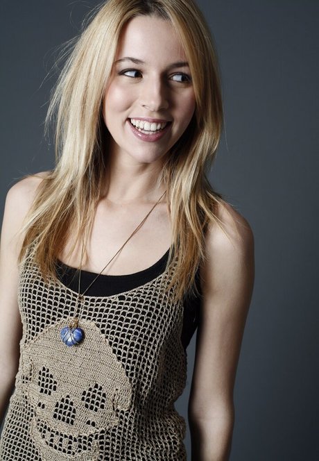 Alona Tal sex actress pictures