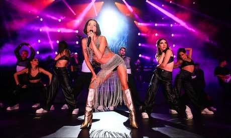 Zeynep Bastik best star photo