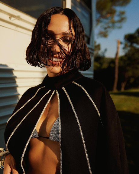 Zeynep Bastik Images