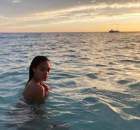 goth threesome onlyfans hd gallery