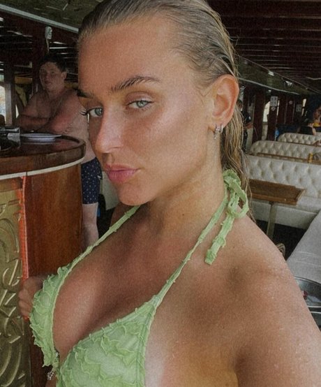 Olivia Fals star hd galleries