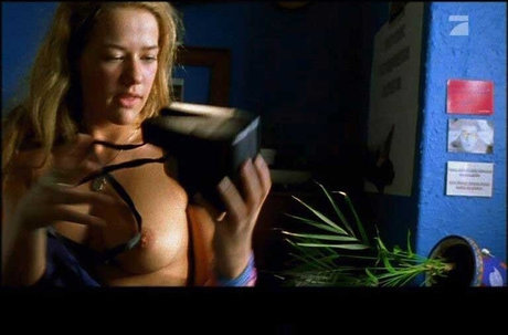 curvy shemale onlyfans exclusive archive