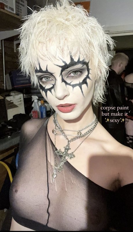 Milkie Way high quality model pics