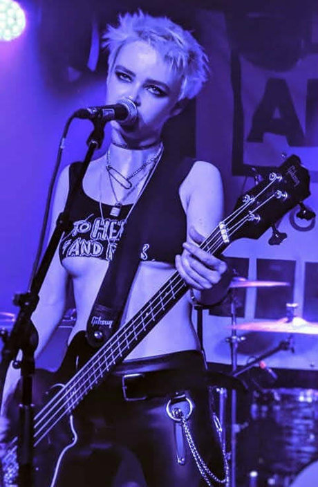 Milkie Way nude star gallery