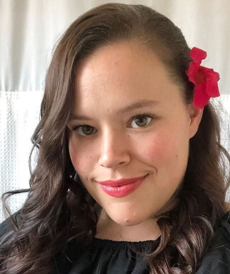 Sugar Spice Sweety erotic actress pic