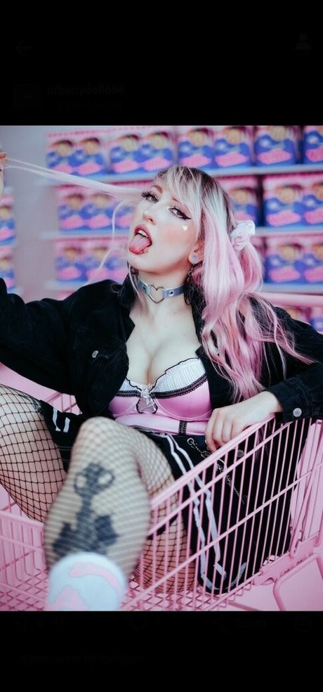 Berrydoll666 model hd pic