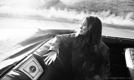 Alanis Morissette erotic actress pictures