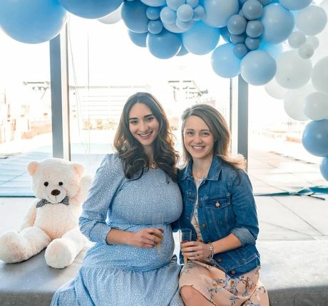 Classically Abby sexy model img