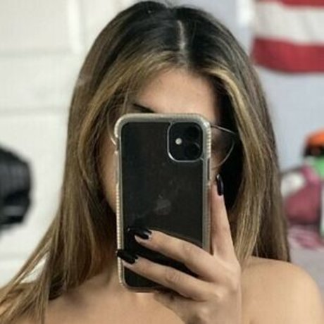 Pouringdaze star nudes gallery