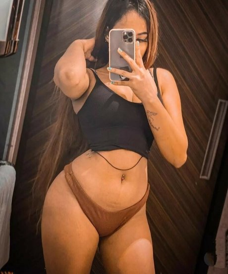 Dilnoor Aka sexy pornstar photo