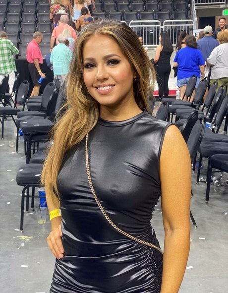 cute babe onlyfans adult gallery