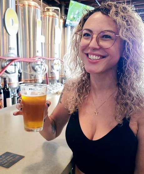 Jazzie Taylor xxx model archive