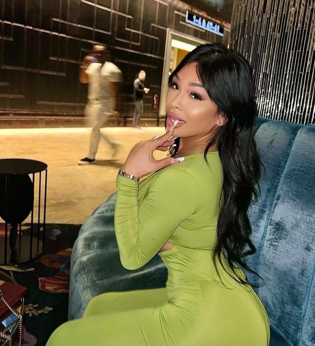 Jaslyn Lee pornographic model img