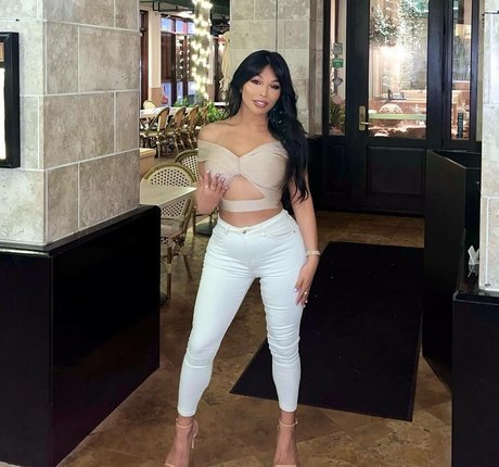 Jaslyn Lee sex pornstar photos