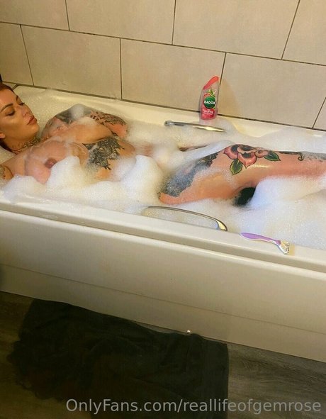 redhead squirt onlyfans adult galleries