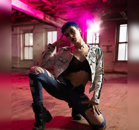 milf strip onlyfans porno pics