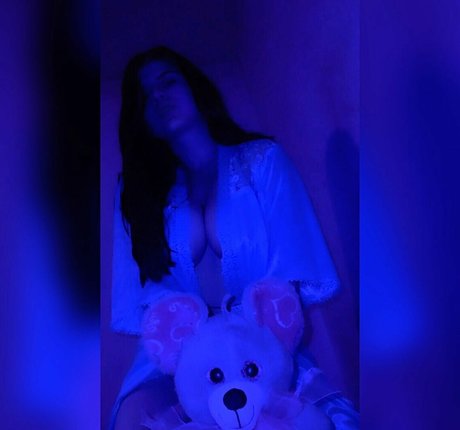 ale official100 star high quality photo