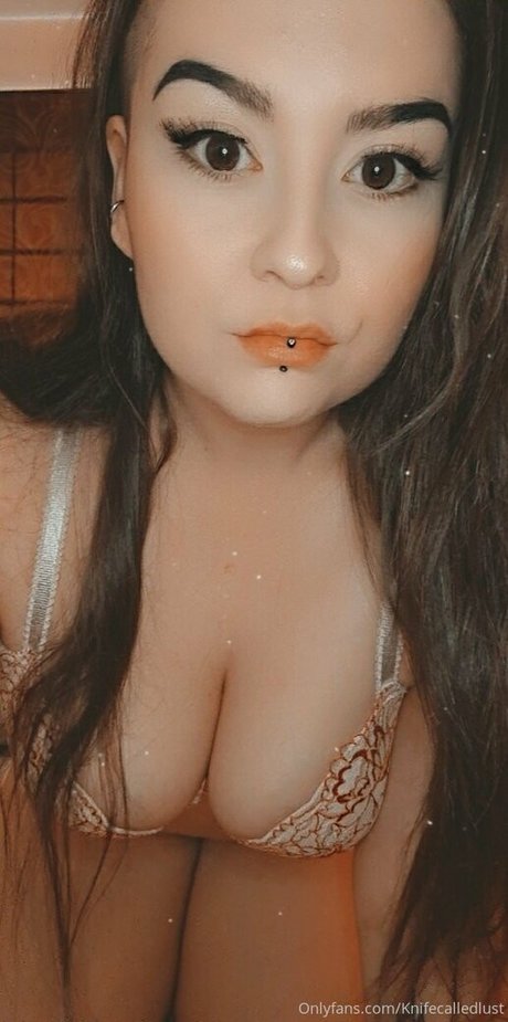 Knifecalledlust naked star pic