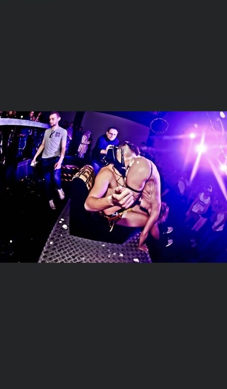 Kaakou pornstar erotic img