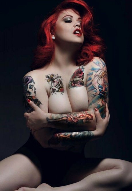 Pinup Cortney star exclusive pics