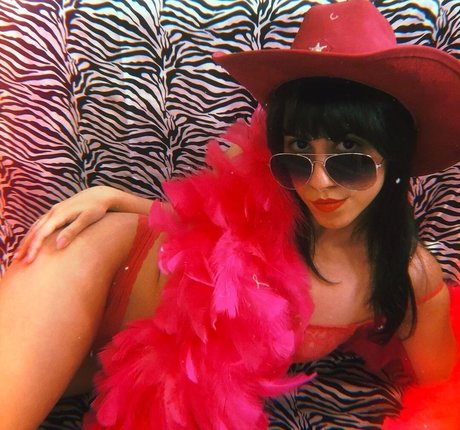 WildestDevil xxx actress pic