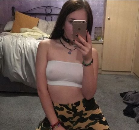 Amy G pornographic star pics