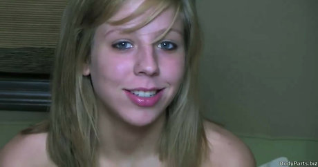 bodyparts biz model art galleries