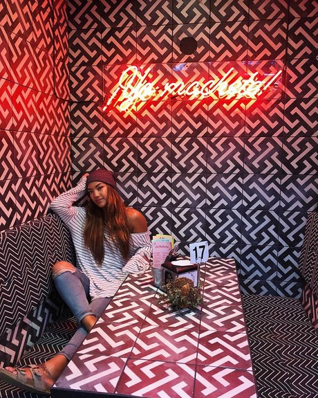 busty mom onlyfans free sex picture