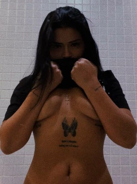 skinny shemale onlyfans free naked photo