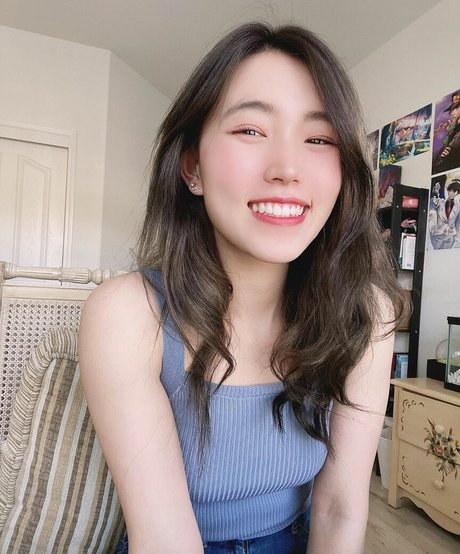 Yoojin star nude pics