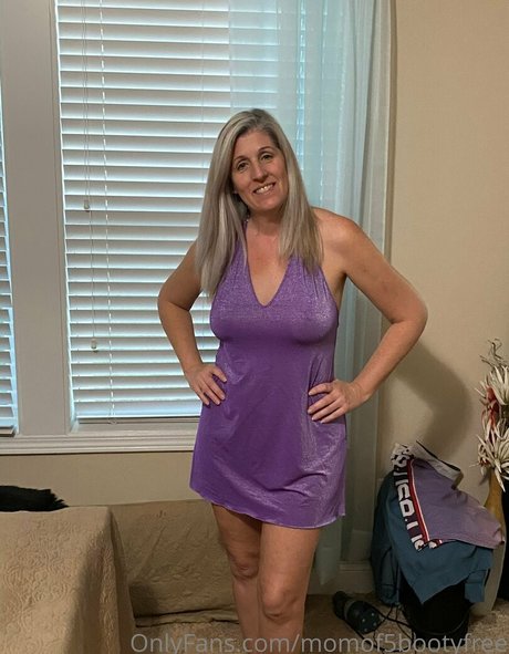 momof5booty pornstar pretty photo