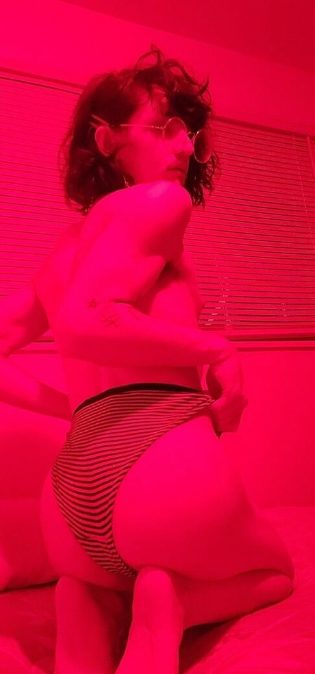 asian influencer onlyfans erotic picture