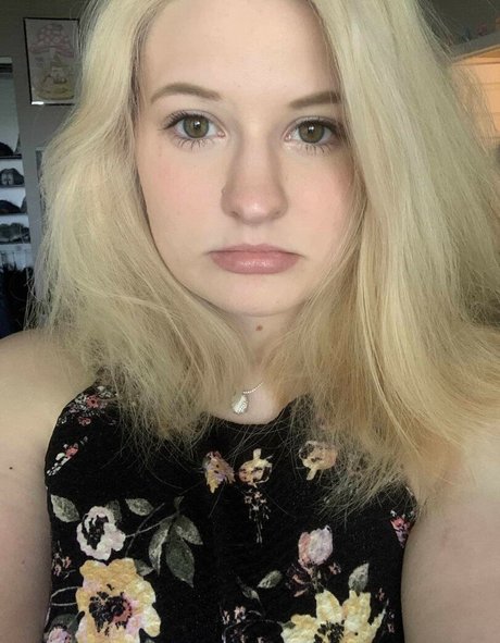 babie nicole high quality pornstar picture