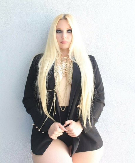 cougars onlyfans art porn image