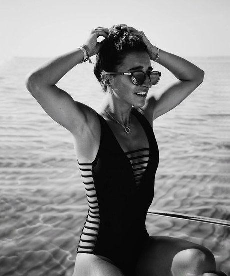 Perinne Laffont model top galleries