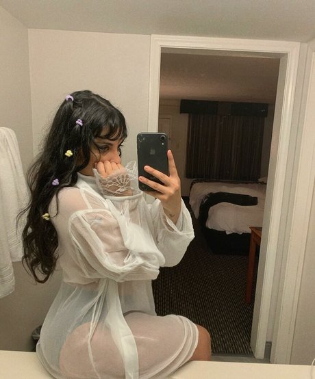 Mariana de Miguel model adult picture