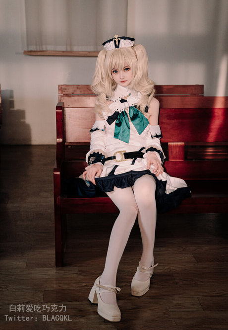 Shirariri model exclusive pictures