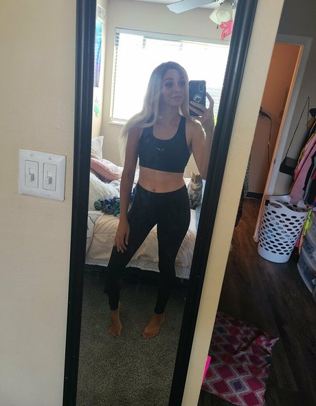 Alizae Baby nice actress gallery