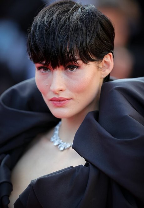 Grace Elizabeth star pornographic pictures