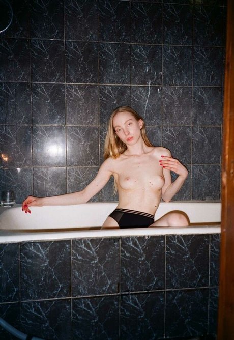 Polina Kobzeva pornstar art archive