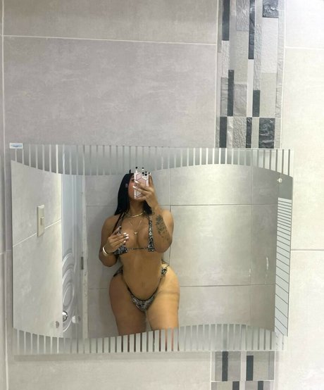 Darlyn Castillo porn model photos