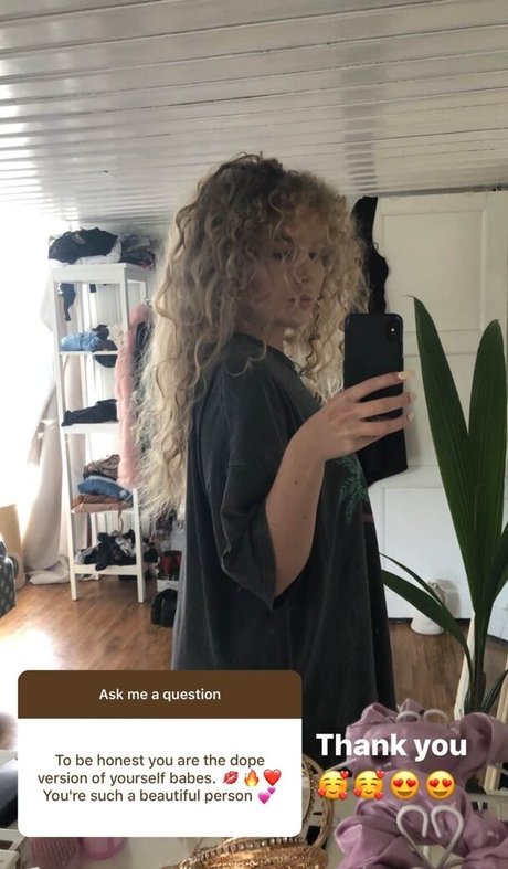 college girl onlyfans sex galleries