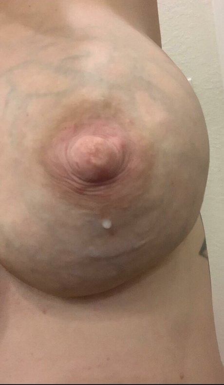 Milkmama pornstar adult picture