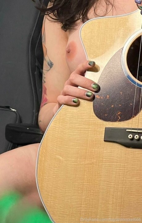 Laytar pornstar pretty archive