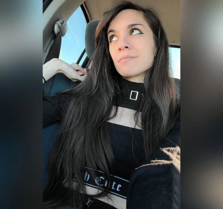 MaryMaybe model naked galleries