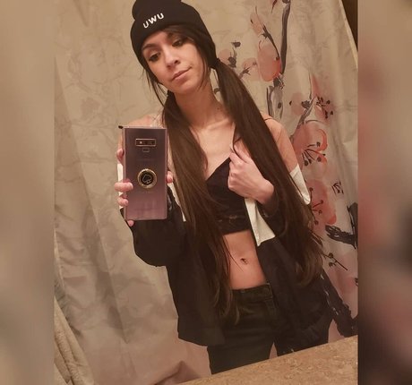 MaryMaybe erotic pornstar pics